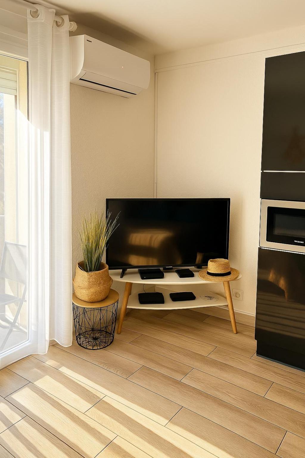 "Cosy" Appartement Confort De 50M2 A 150M De La Mer Et Du Centre Ville, Parking Gratuit Canet-en-Roussillon Bagian luar foto